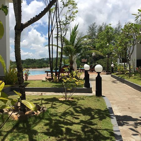 Mangrove River Resort Sihanoukville Bagian luar foto